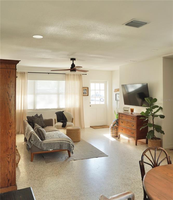 1207 65TH STREET NW BRADENTON, FL - Image 4 1207 65TH STREET NW BRADENTON, FL - Image 4