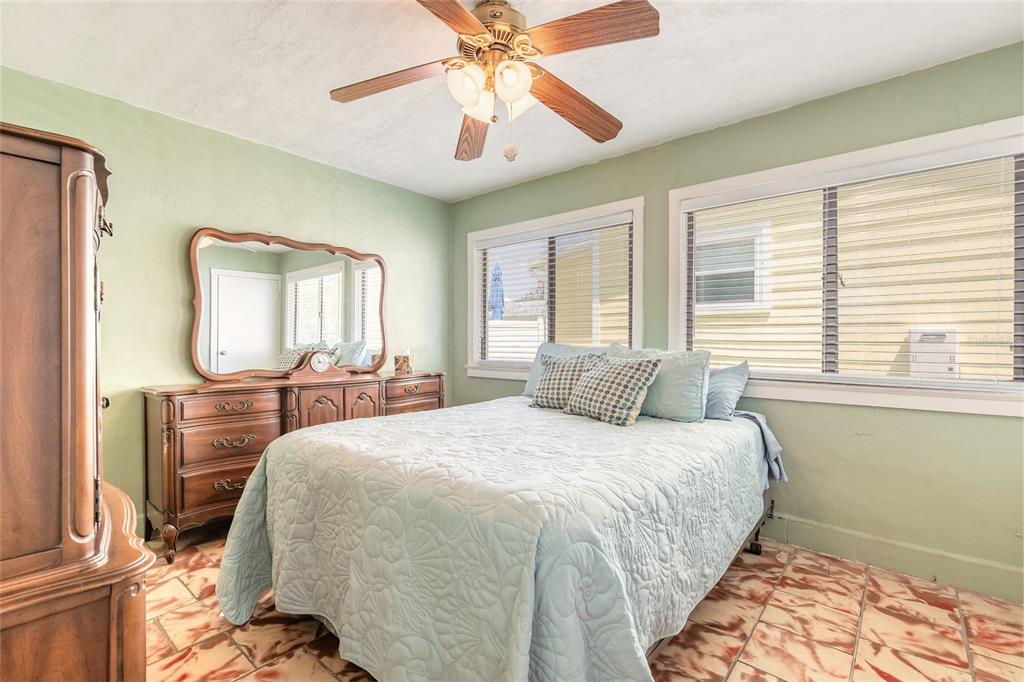208 CRAWFORD ROAD NEW SMYRNA BEACH, FL - Image 3 208 CRAWFORD ROAD NEW SMYRNA BEACH, FL - Image 3