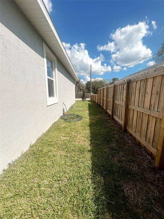 388 CHINABERRY AVENUE OVIEDO, FL - Image 4 388 CHINABERRY AVENUE OVIEDO, FL - Image 4