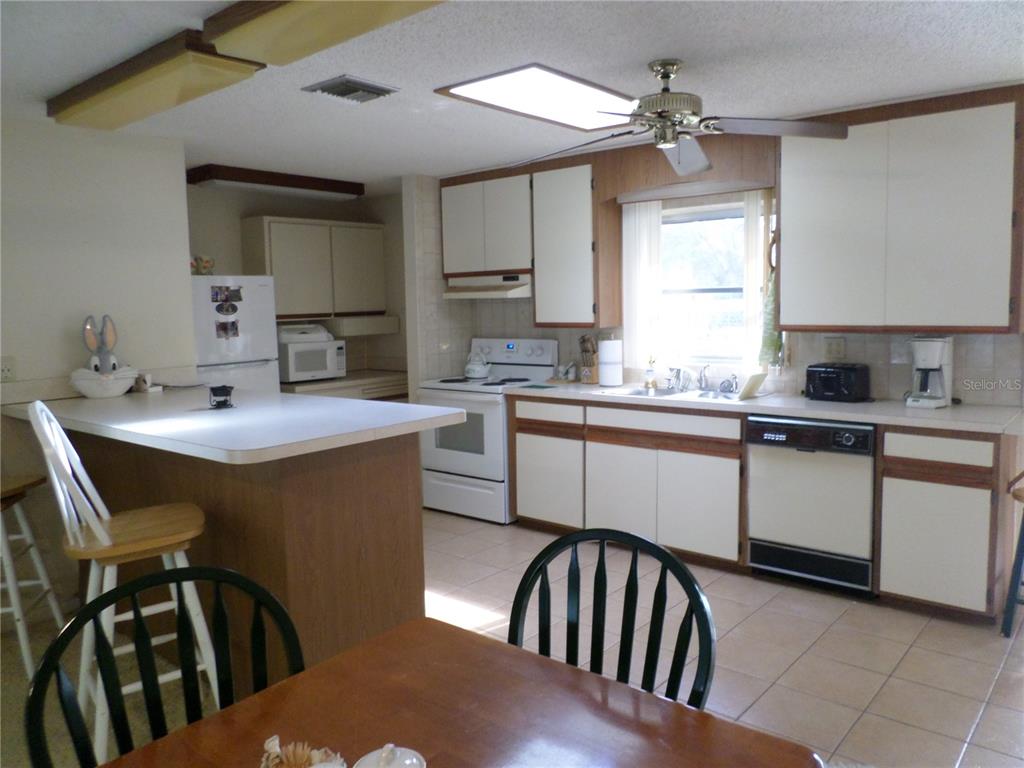 3037 SE 37TH AVENUE OKEECHOBEE, FL - Image 3 3037 SE 37TH AVENUE OKEECHOBEE, FL - Image 3