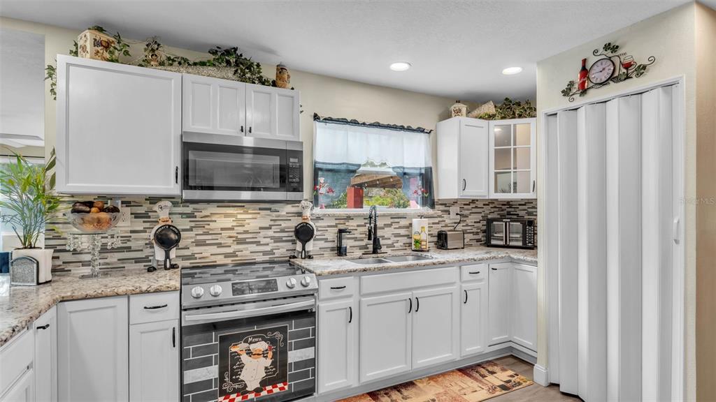 1125 ROLLING WOODS LANE LAKELAND, FL - Image 3 1125 ROLLING WOODS LANE LAKELAND, FL - Image 3