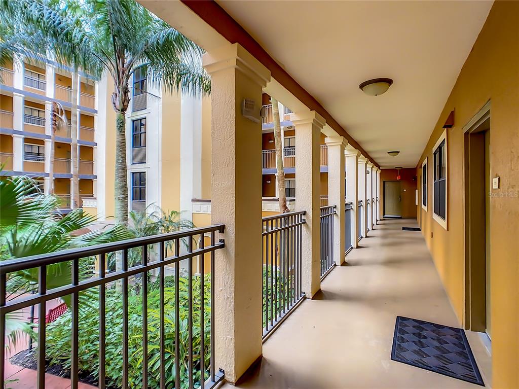 12538 FLORIDAYS RESORT DR #C-211 ORLANDO, FL - Image 3 12538 FLORIDAYS RESORT DR #C-211 ORLANDO, FL - Image 3