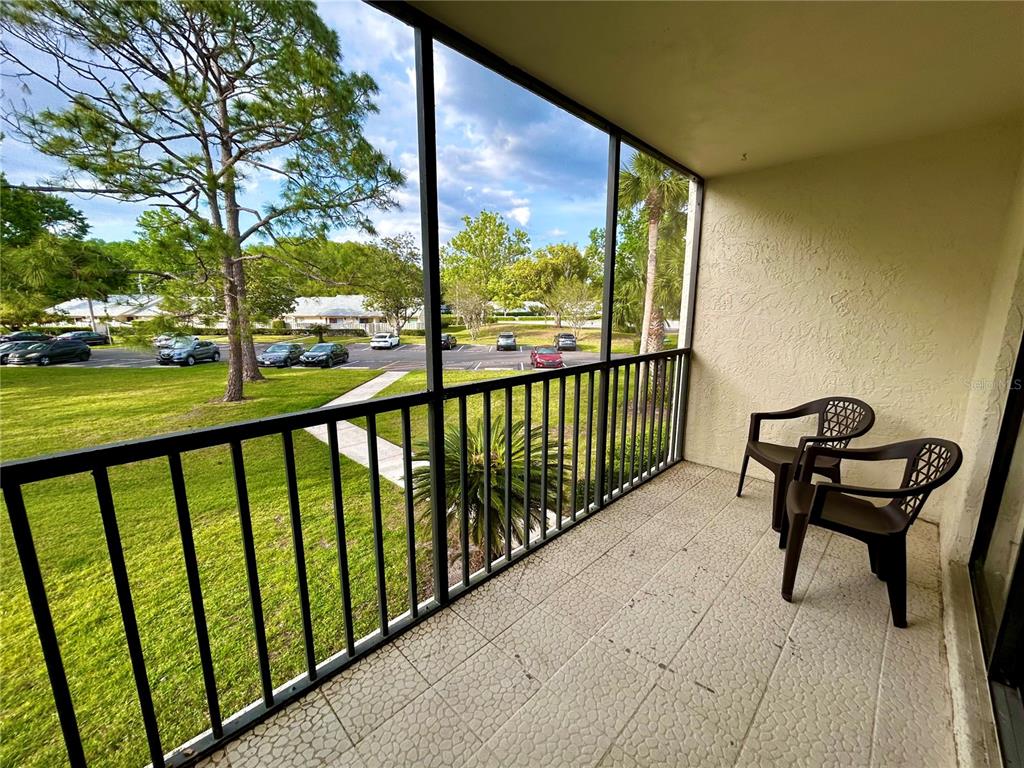 1423 PINE GLEN LANE #D2 TARPON SPRINGS, FL - Image 3 1423 PINE GLEN LANE #D2 TARPON SPRINGS, FL - Image 3