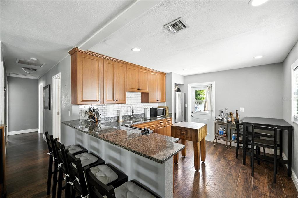 6212 S ADELIA AVENUE TAMPA, FL - Image 3 6212 S ADELIA AVENUE TAMPA, FL - Image 3