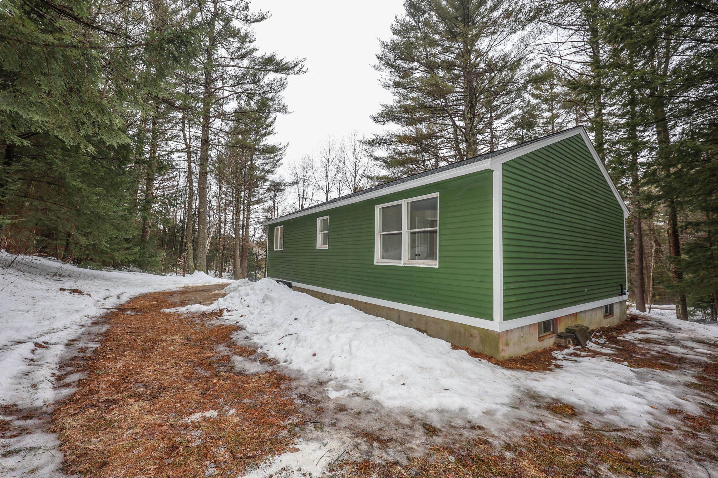 14 Davis Road Weare, NH - Image 4